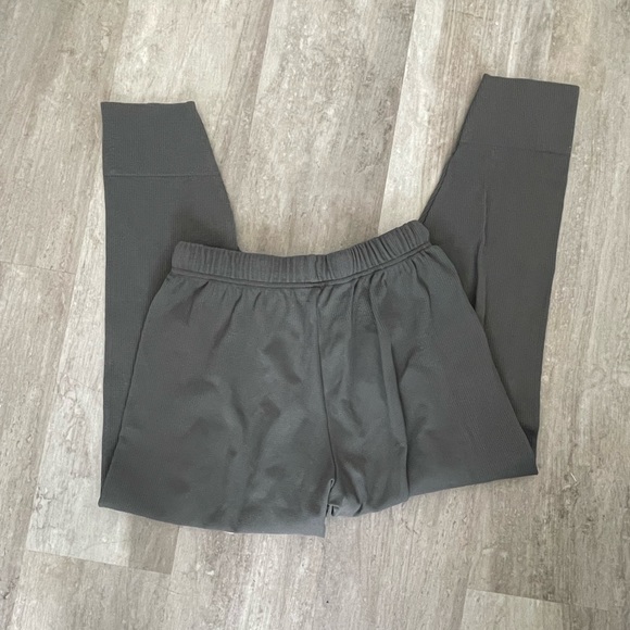 Gymshark Rest Day Joggers - Picture 3 of 4